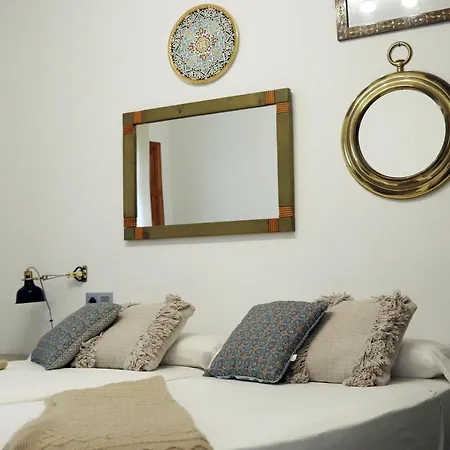 Precioso En Cuesta Gomérez -puerta De Granadas- Con Balcón A La Alhambra Apartamento *